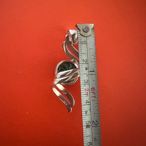 Spiral 925 Sterling Silver Abalone Pendant - Picture 3 of 4